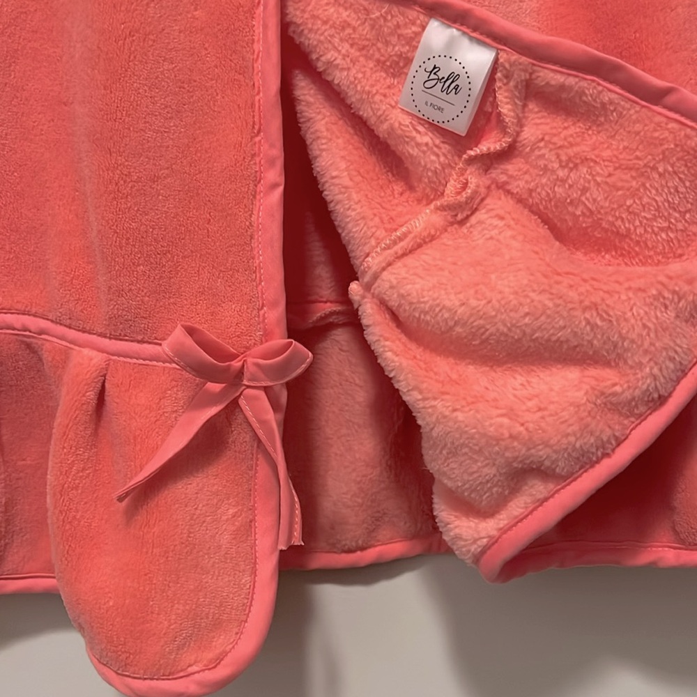Bella Il Fiore Perfectly Plush Spa Wrap, Coral - Picture 5 of 7